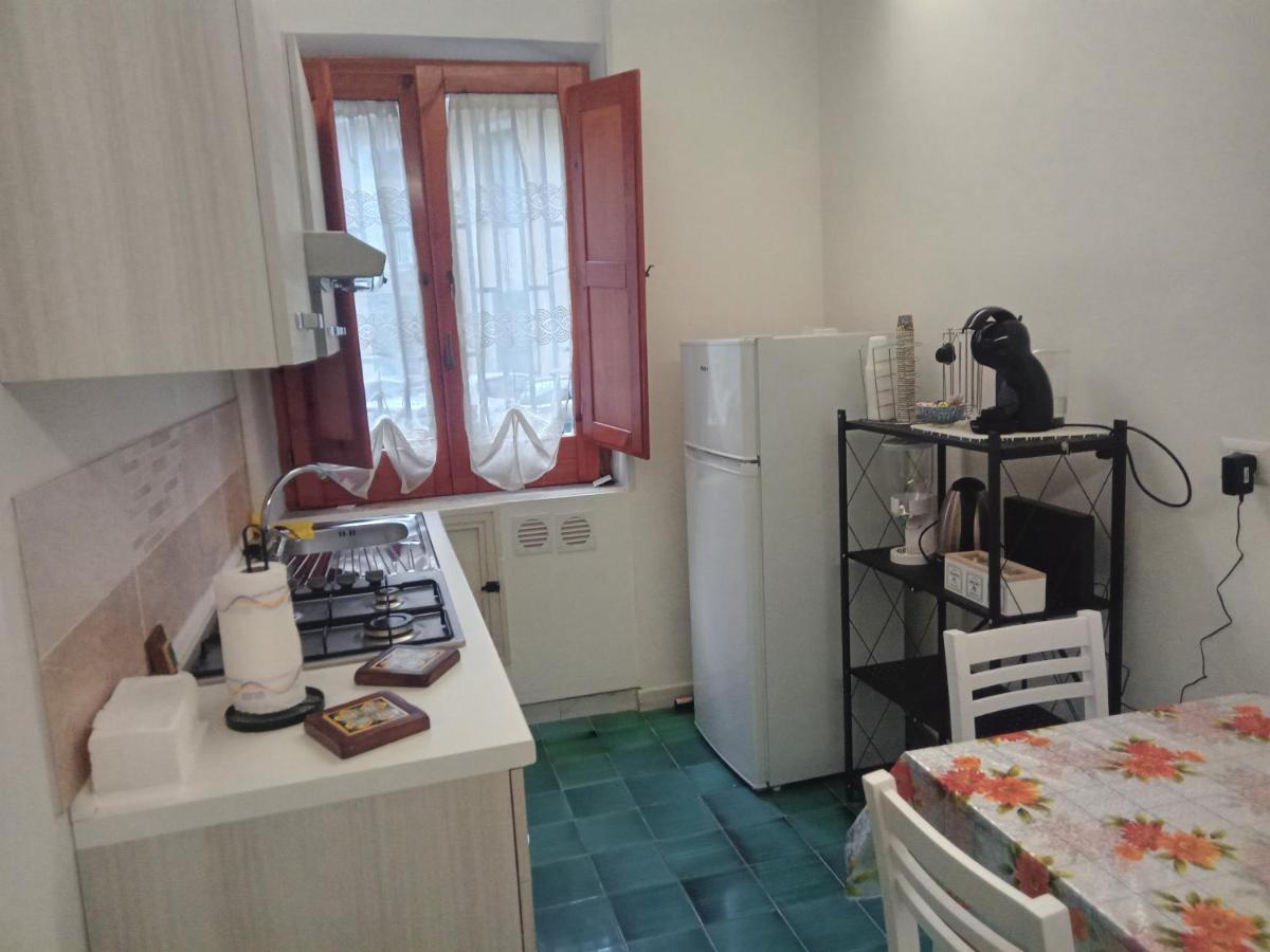 Let It B&B Apartment Σαλέρνο Εξωτερικό φωτογραφία