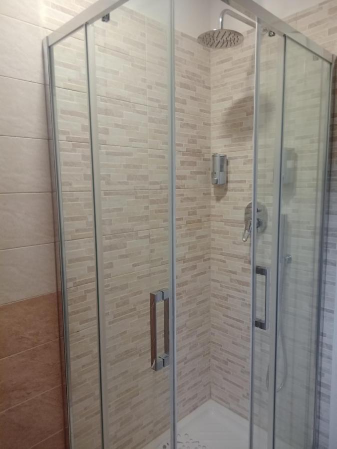 Let It B&B Apartment Σαλέρνο Εξωτερικό φωτογραφία